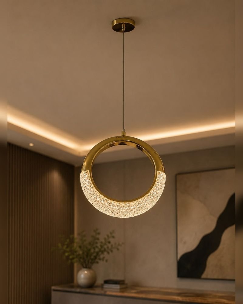 Gold crescent ring — Single pendants B1611